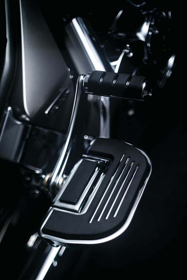 Premium & Ribbed Floorboards for Driver or Passenger for Triumph with adapters